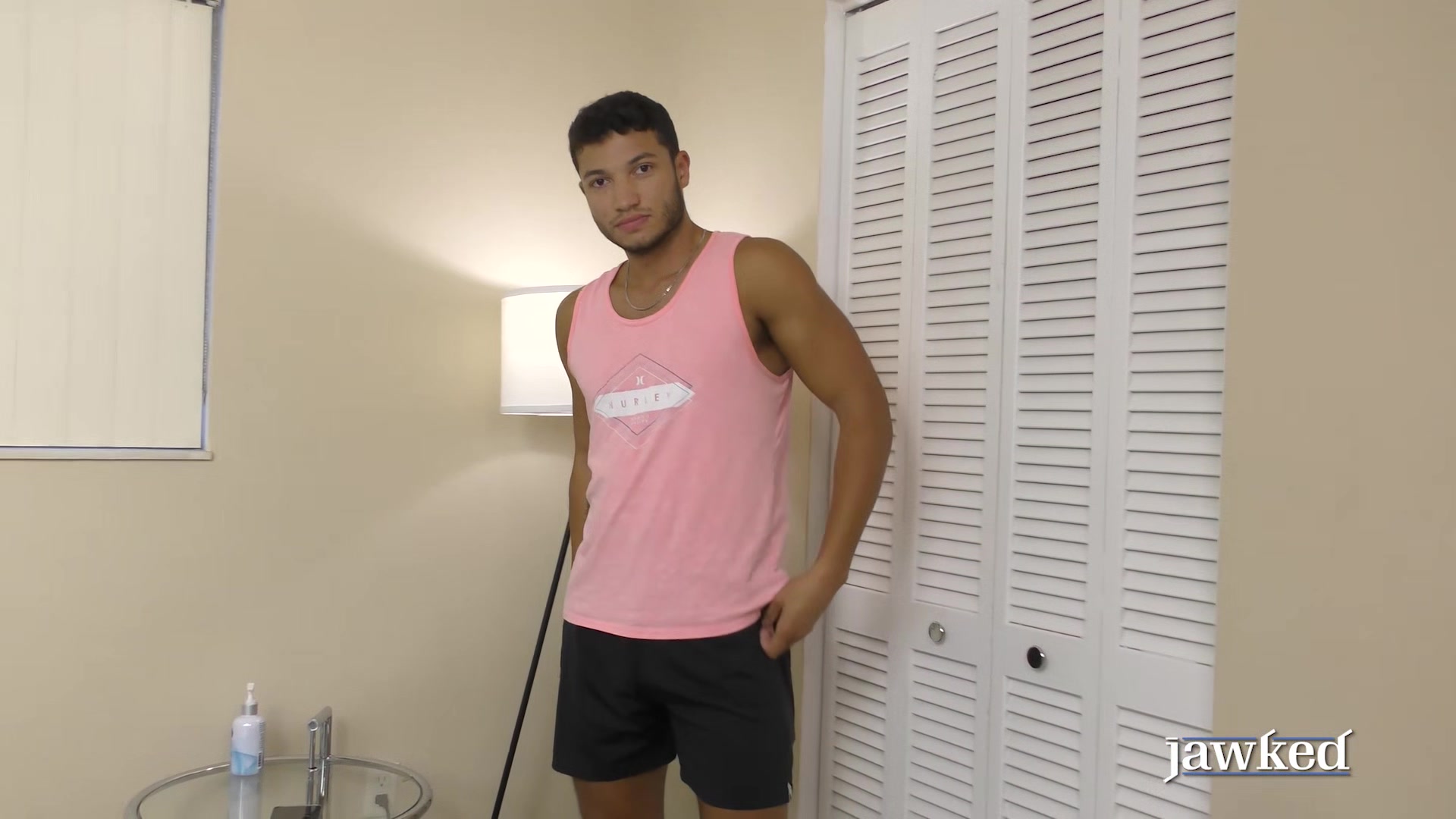 Jock Vincent Grey Rubs His Cock - Jawked