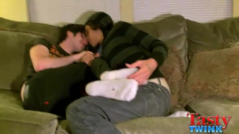 Boys Tickle & Make Out - Tristan & Aron