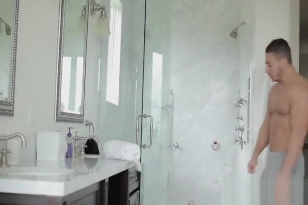Sharing a Shower before Fucking