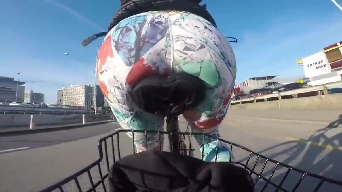 street city public cycling bubble butt yoga pants