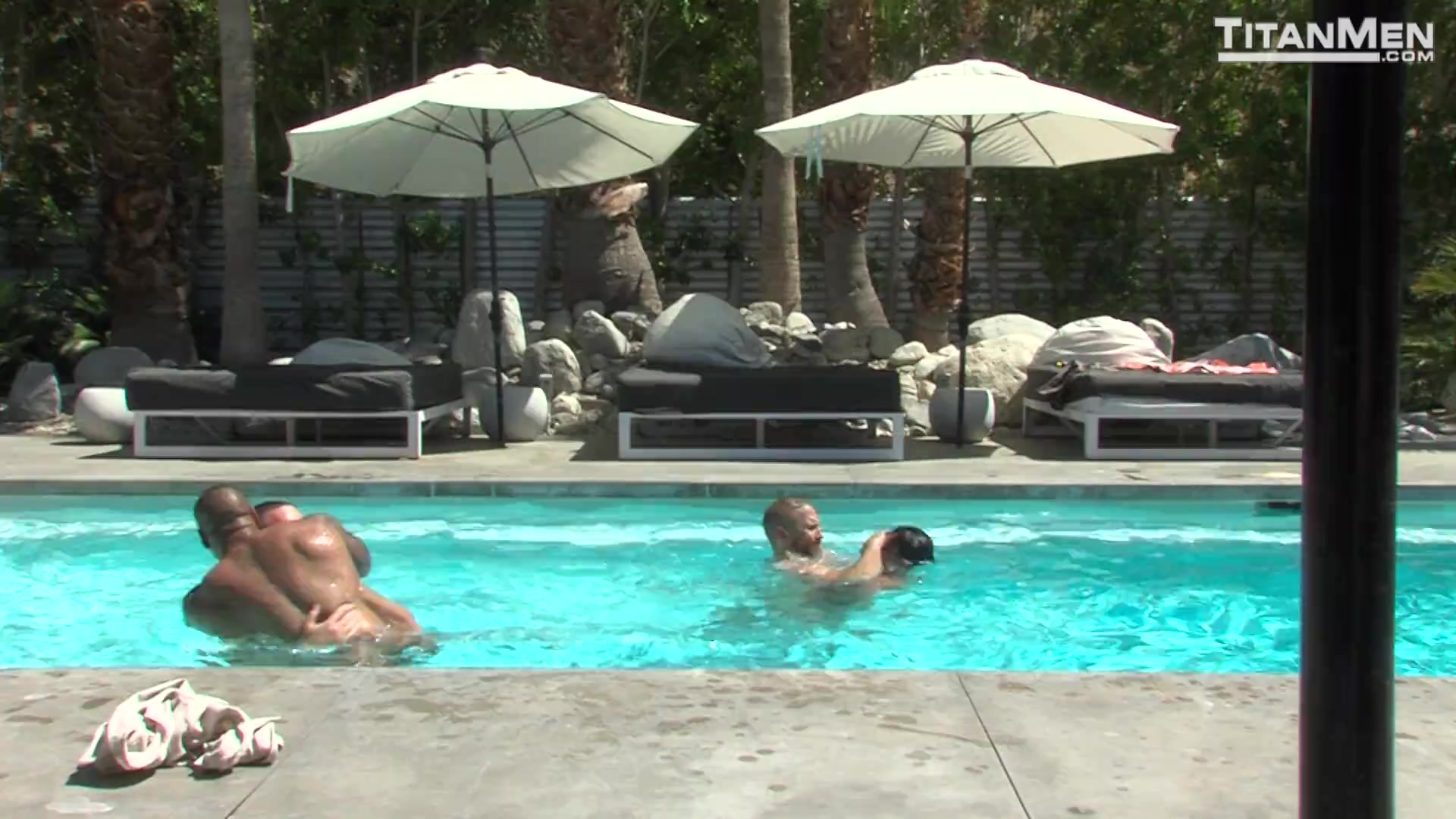 New Rules 4: Dakota Rivers & Dirk Caber