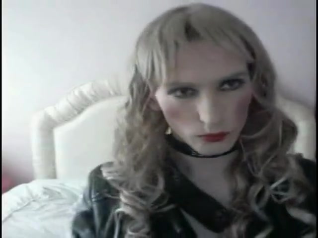Sissy CD TV SandraCDUK posing testing costumes