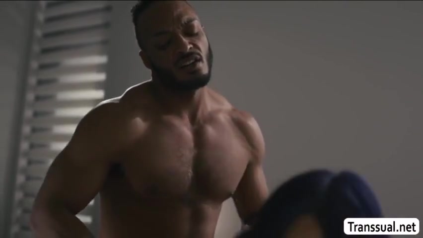 Transbabe Foxxy Finally Receives Bunch-sex By Men Bigcock In Doggystyle