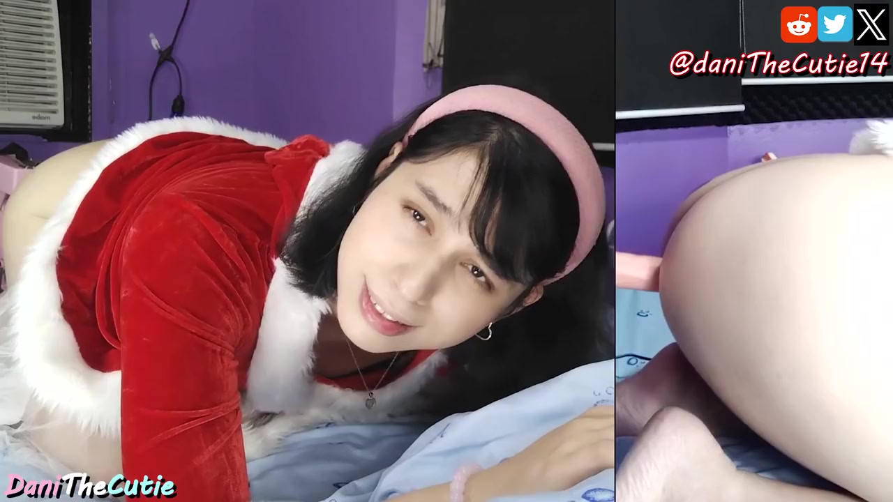 Danithecutie Her Pretty Little Body And Gets Doggystyled Rough On Christmas