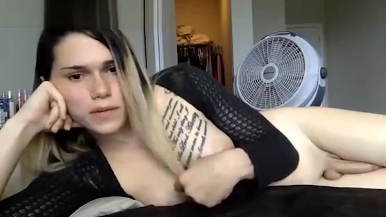 Tattoed amateur Shemal With wonderful tits Masturbat