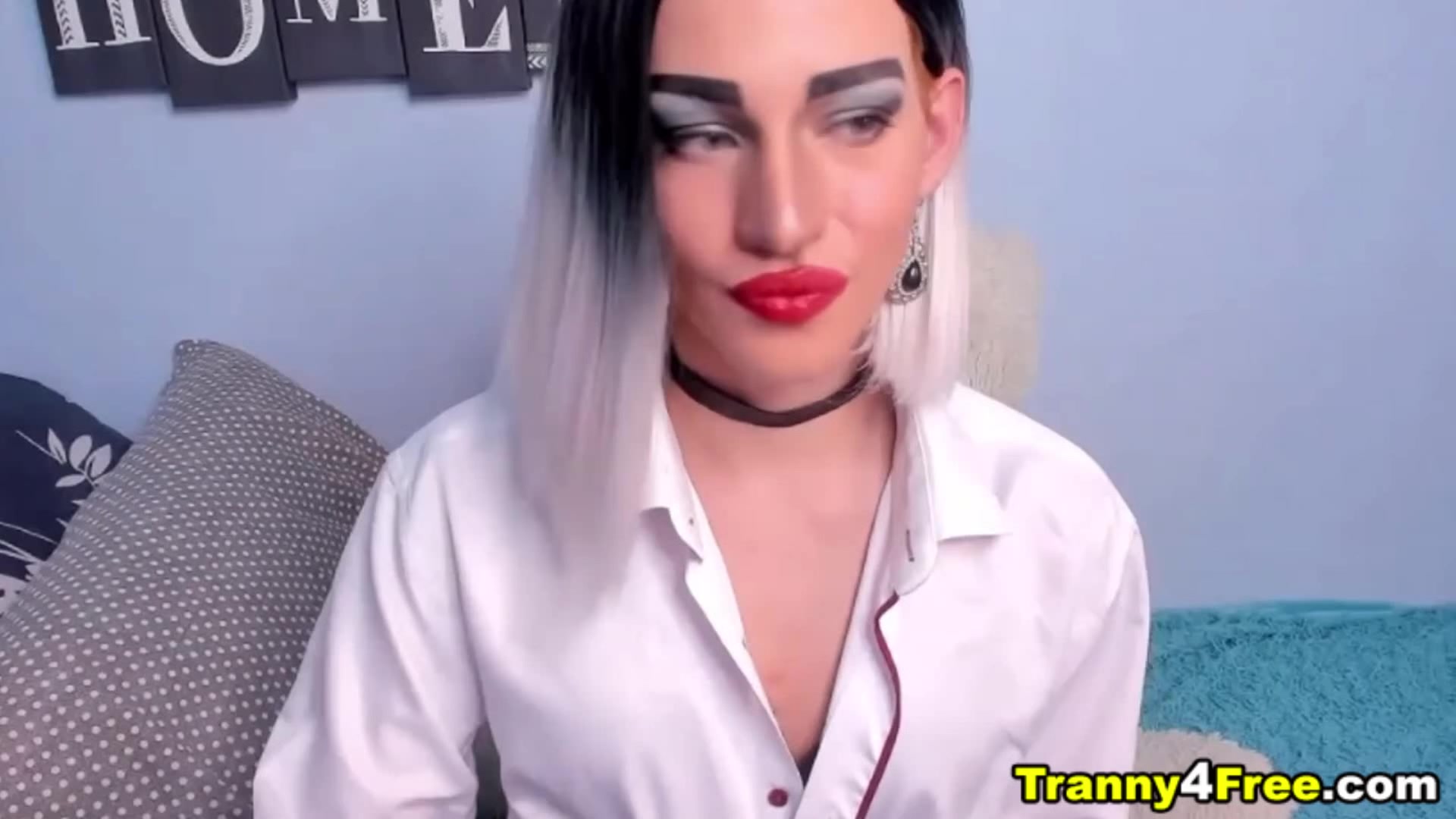 Massive Cock Wannsa Suck it