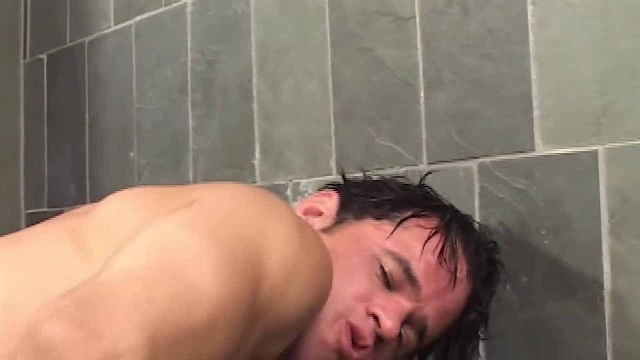 Bareback In The Shower 3