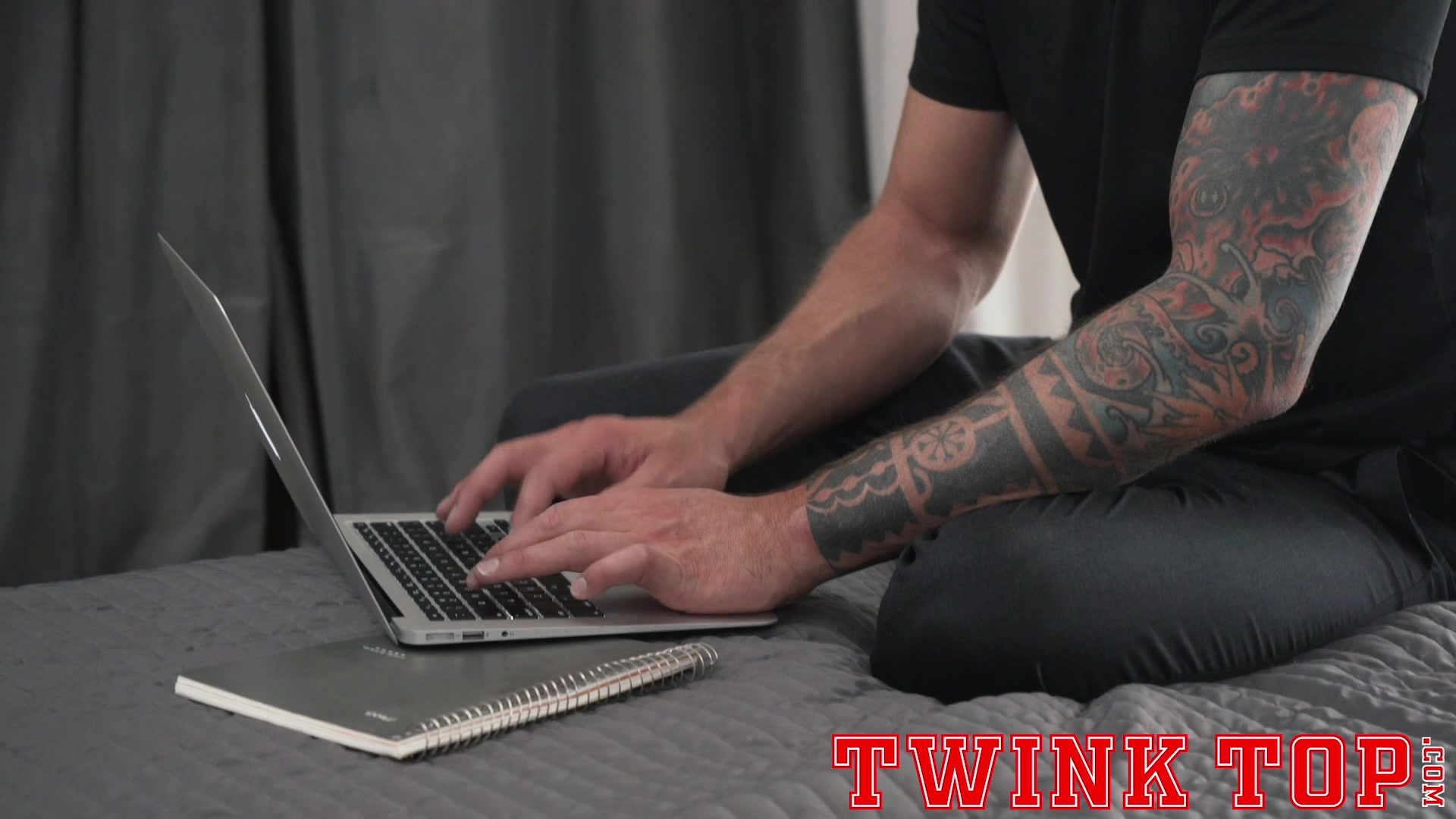 AUSTIN YOUNG Chapter 3 - Top Training