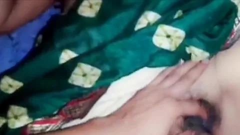 टांग उठा के चोदा मजा आ गया भाभी का पानी निकल गया
