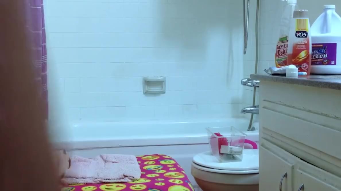 Lizzy Yum- sexdoll