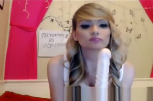 Hot And Sexy Shemale Girl Strokes Her Cock