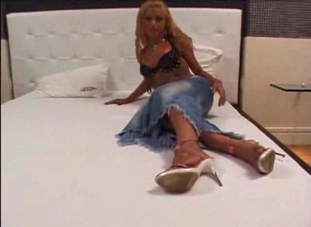 Transsexual Blonde Barebacking