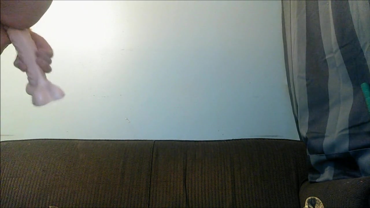 Tranny riding big dildo