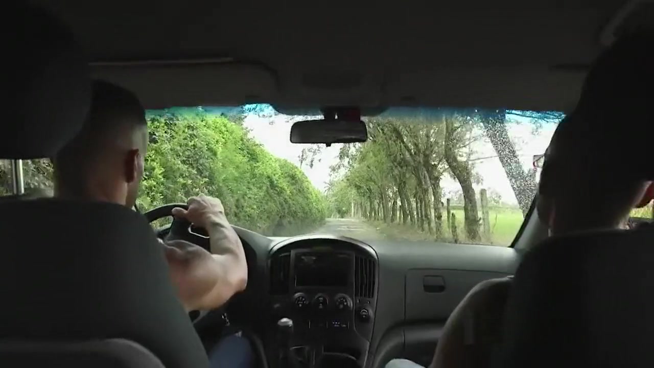 Two dudes on one sexy shemale