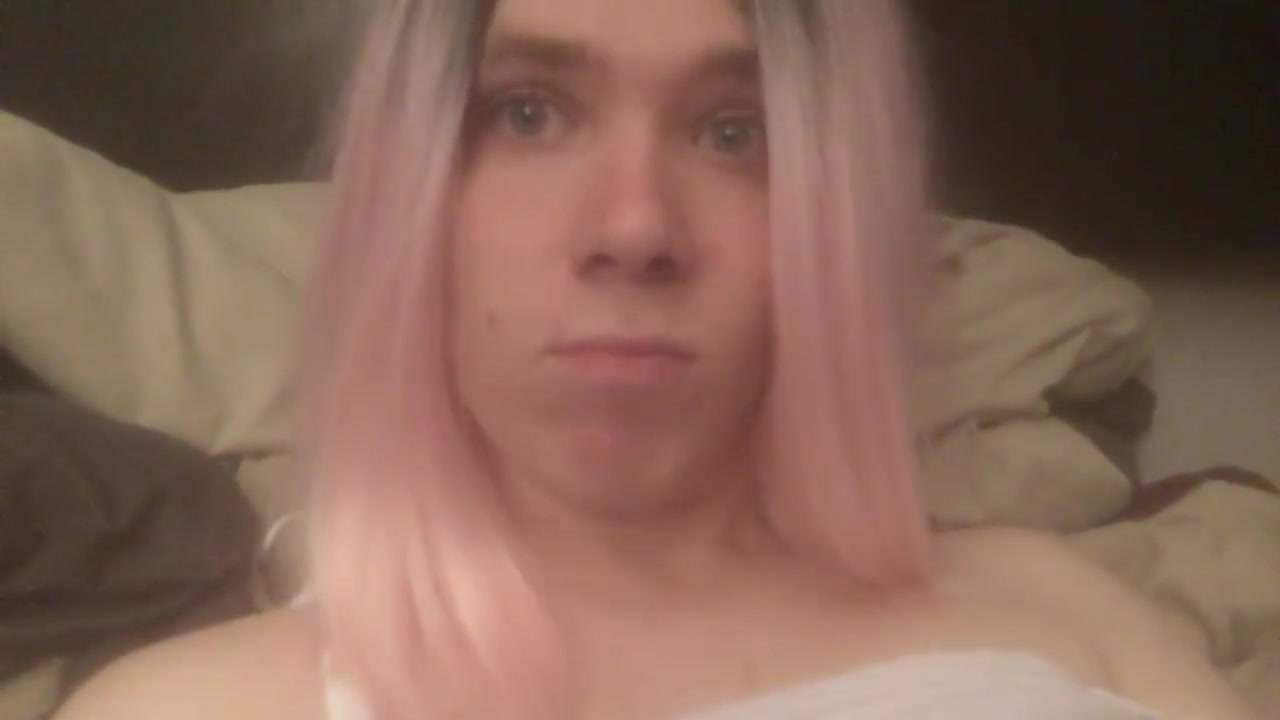 Kitty cums fast