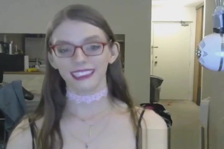 Pale Skin tranny Jerks And sperm On Her Belly