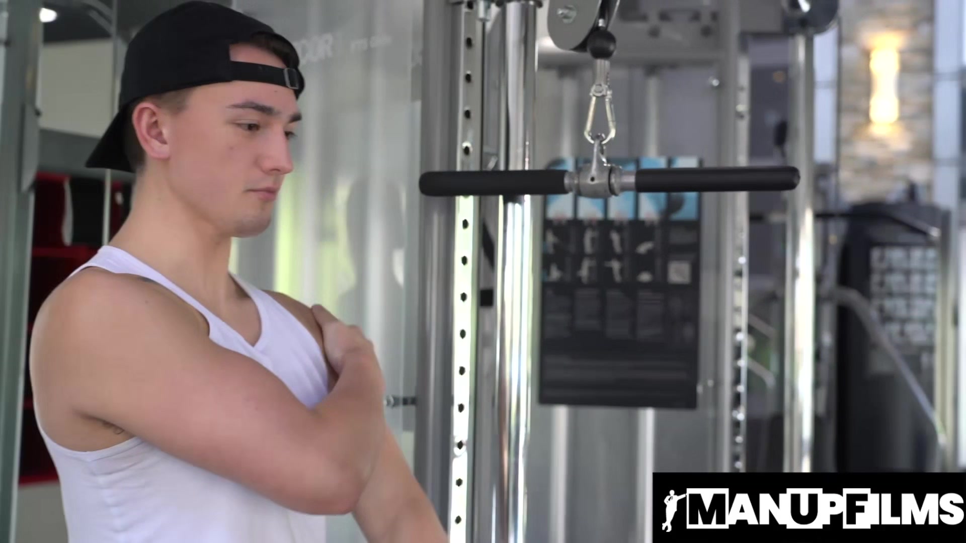 Muscular Gay Tries New Bareback Exercise With Horny Trainer