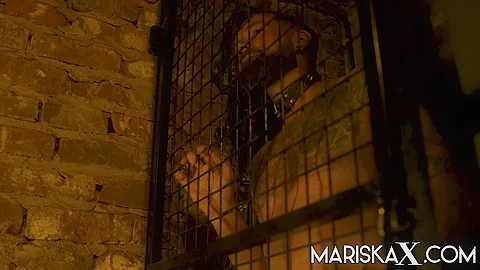Dom Valentina Makes Her Men Submit