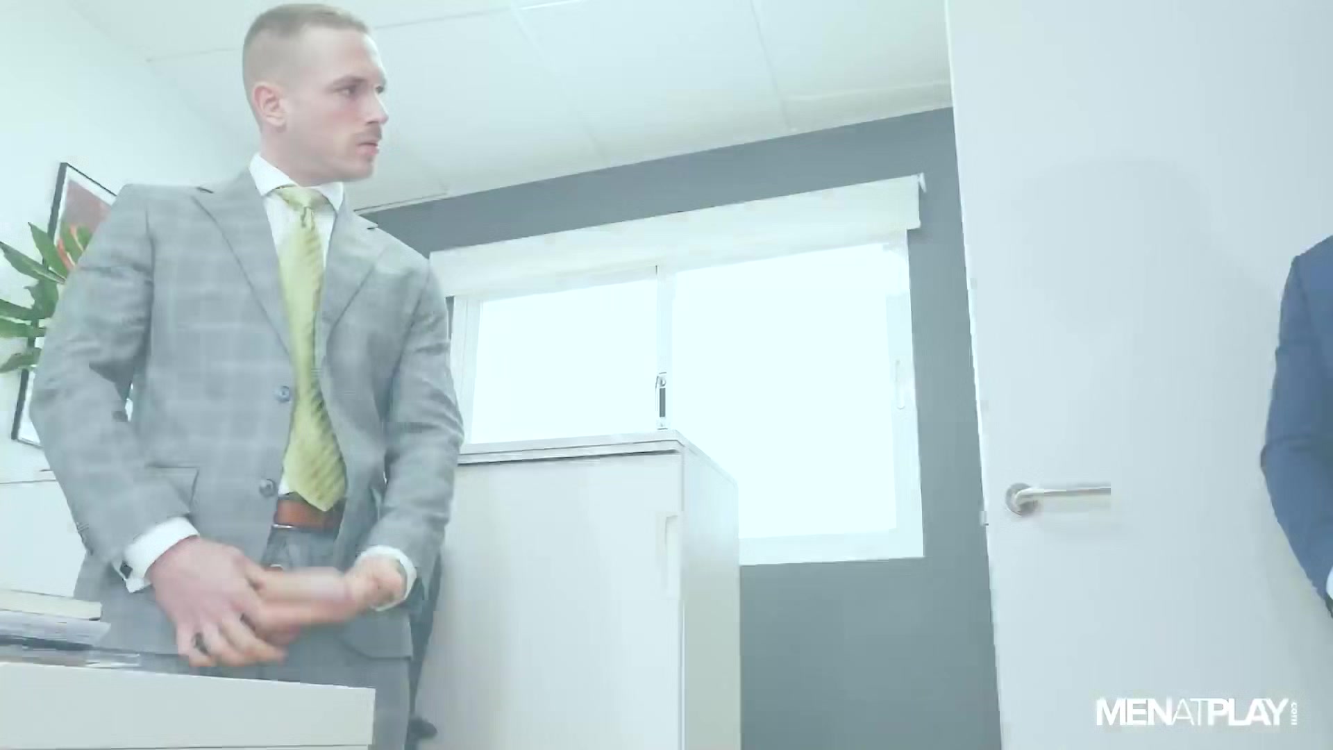 Suited Cam Show - MENatPLAY