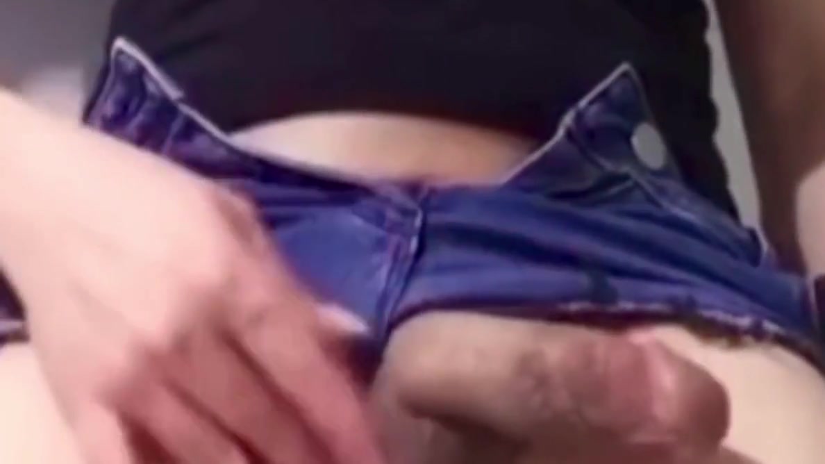 Sexy Shemale Loves To Masturbate Her Big Cock And Cum