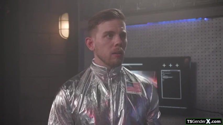 Space Captain Anal Fucking A Trans Alien With Kasey Kei