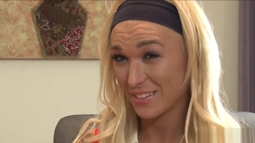 Big fake tits tranny screwed in the ass