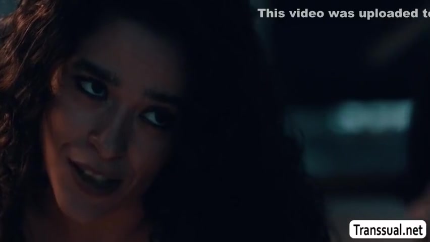 Victoria Let Tgirl Ariel Fucks Her Pussy