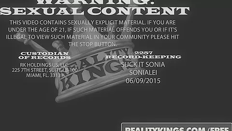 RealityKings - Step moms Bang teens 18+ - Goldie Ortiz Robby Echo Syren Demer - Deep Trouble