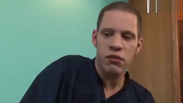 Dude finds out his G.F. is a tranny